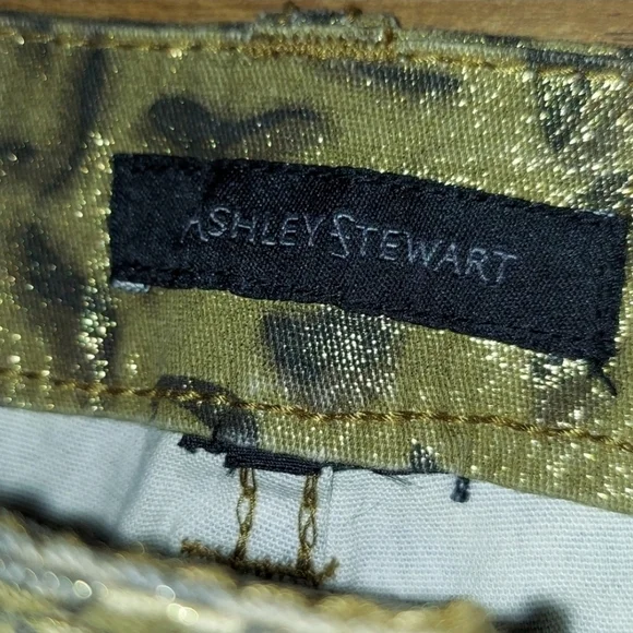 Ashley Stewart - Picture 7 of 7